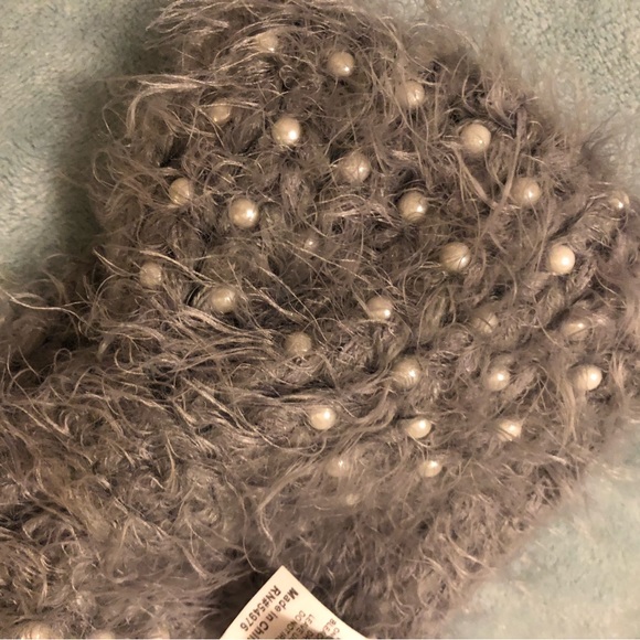 Winter warmer headband with Bow and pearls - Picture 4 of 6